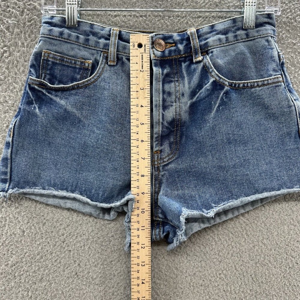 Forever 21 Shorts Women's 26 Blue Denim Cut Off Shorts Size 26 - Picture 7 of 12